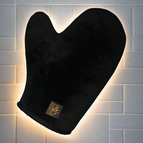 WASHABLE BLACK VELVET TANNING GLOVE